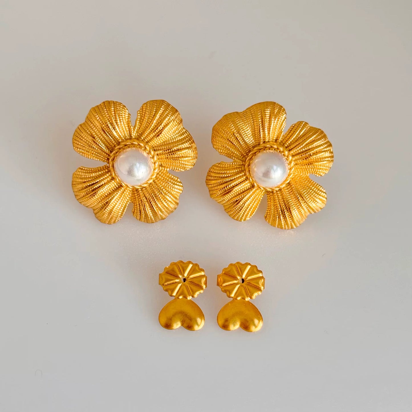 Fleur Pearl Earrings